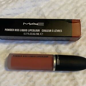 MAC Cosmetics Powder Kiss Liquid Lipcolour - Mull It Over